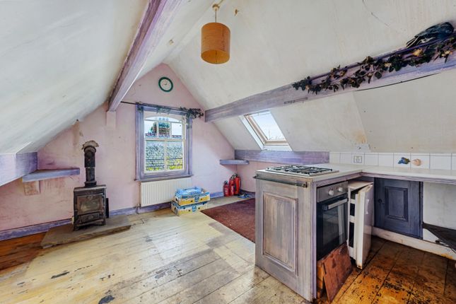 30, Grove Avenue, Cheshire photo 5