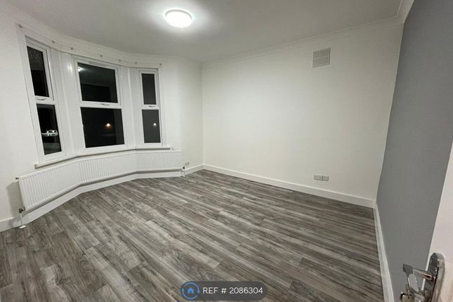 Bedroom 1 - Double Room