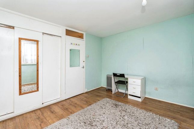 Flat for sale in Commercial Road, Southampton, Hampshire