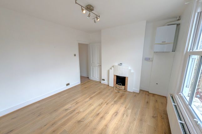 228a, Chapter Road, London photo 2