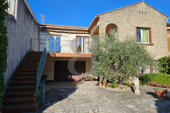 Thumbnail Property for sale in Cairanne, Provence-Alpes-Cote D'azur, 84290, France