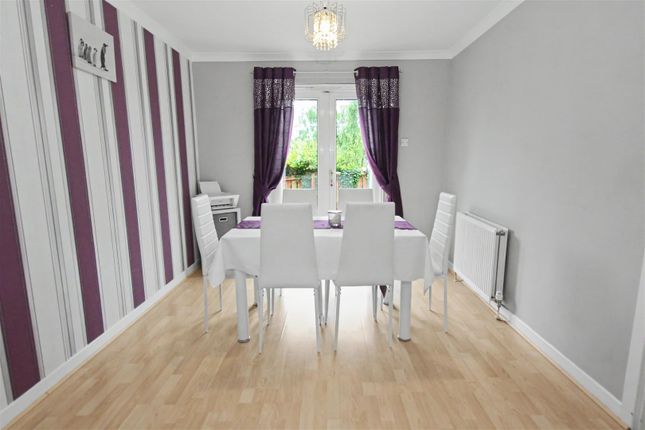 8, Shaw Crescent, Wishaw photo 4