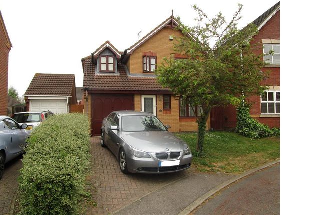 3 bed property to rent in Limlow Close, Northampton