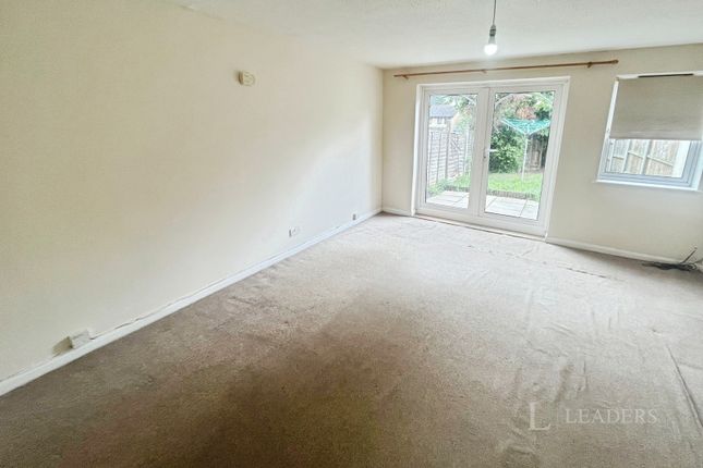 17, Evergreen Way, Bedfordshire photo 5