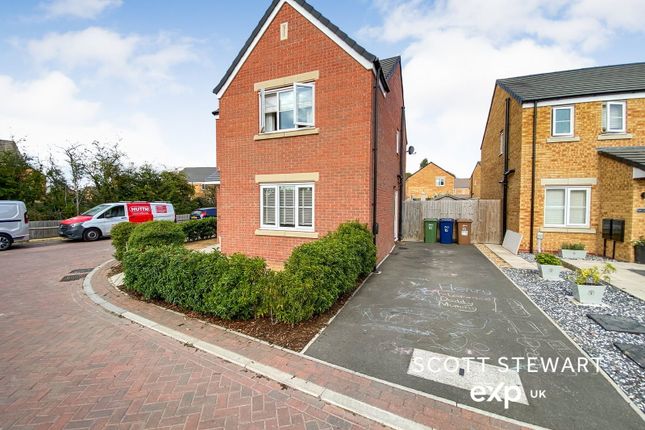 16, Anglers Avenue, Peterborough photo 2