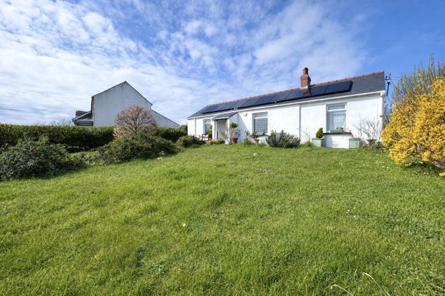 2-bed house on 12, The Beacon, Milford Haven, £220,000