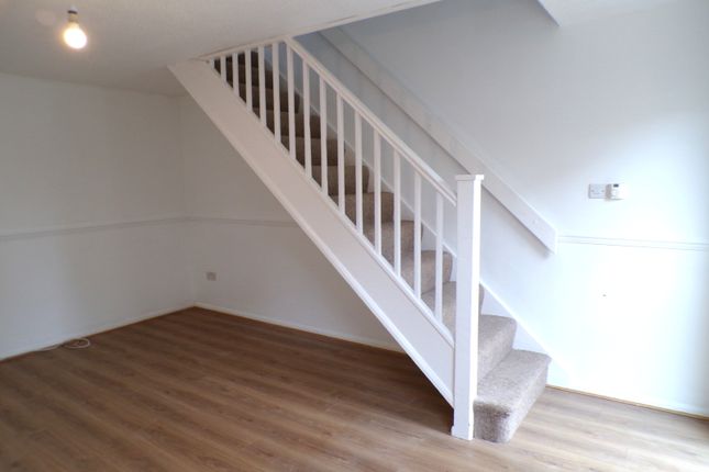 16 Hill Top View, Chalford, STROUD photo 5