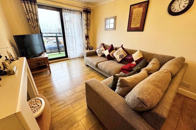 Flat 4, Southsea photo 3