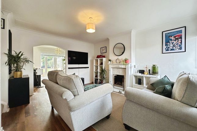 7, Bromley Gardens, Codsall, Wolverhampton photo 3