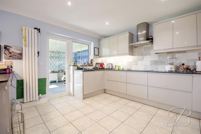 21, Quarries Way, Nottingham photo 2