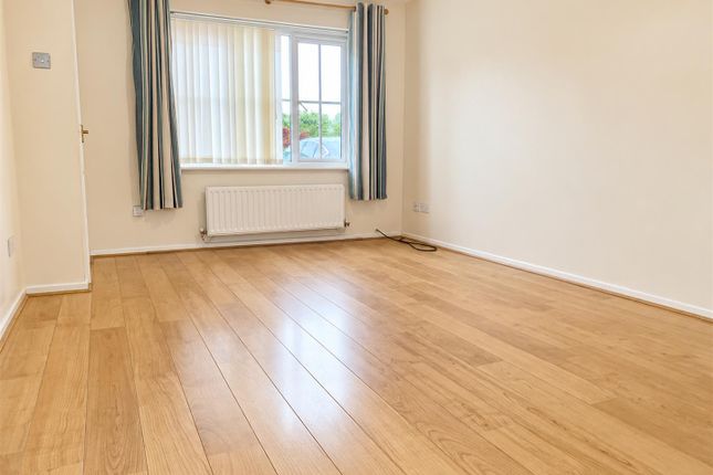 Delamere Drive, Walsall photo 2
