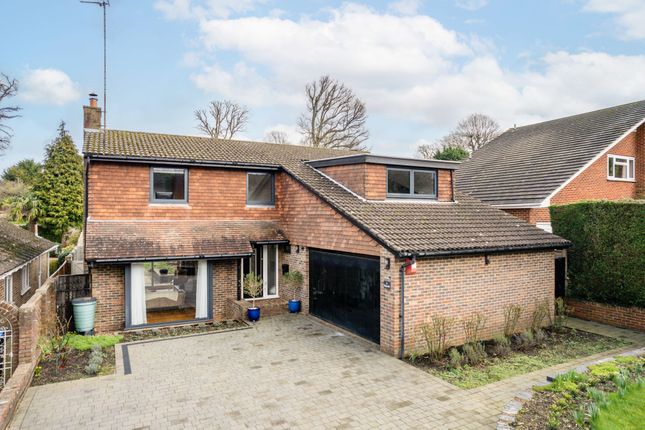 Thumbnail Detached house for sale in Bayards, Warlingham
