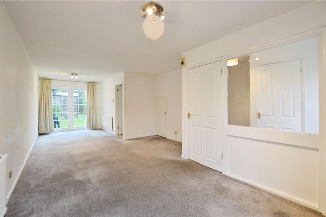 Midhope Close, Surrey photo 2