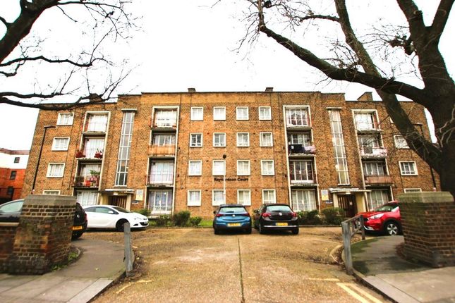 Flat for sale in Reynardson Court, Tottenham, London