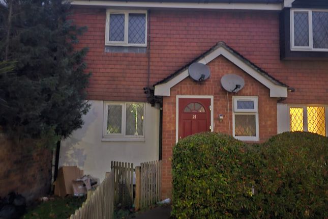 21 Padcroft Road, West Drayton, Ub7 7Rb