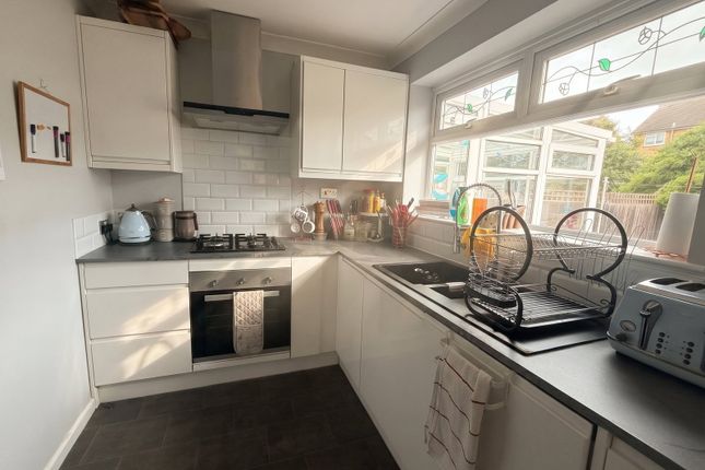 135, Tolkien Road, Eastbourne photo 3
