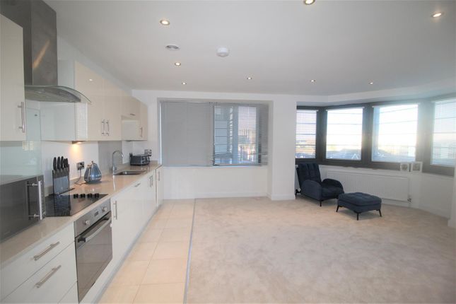 Flat 42 Altitude, 56-58 Parkstone Road, Poole photo 4