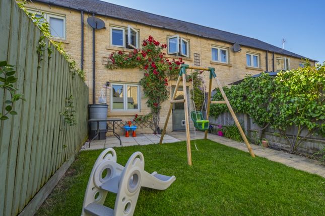 4, Bewick Close, Cirencester photo 4