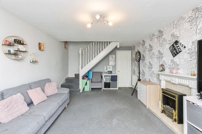 3, Castle Hill, Wakefield photo 3