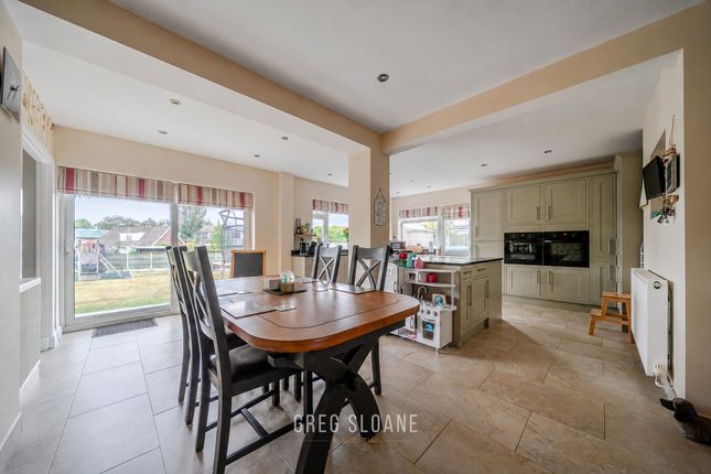 23 Larkhill Road, Shrewsbury photo 4
