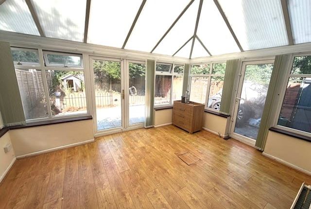 38, Snapdragon Drive, Walsall photo 4