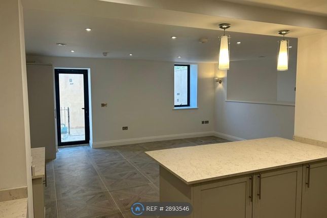 Flat, Craigmore Hall Crowborough Hill, Crowborough photo 4