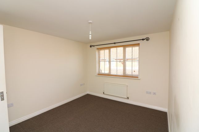 End terrace house for sale in Pippin Close, Ash, Canterbury