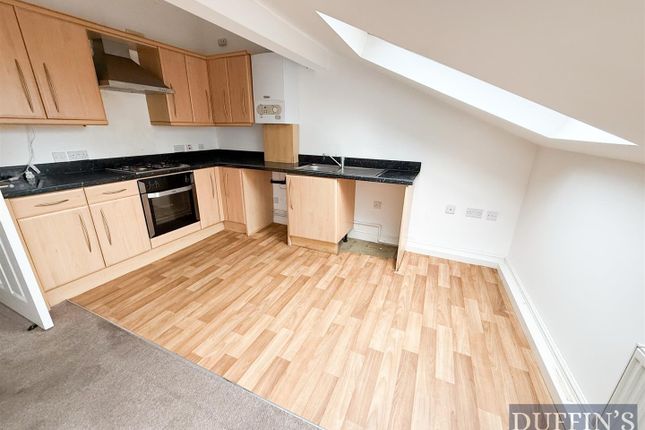 19D, Ightenhill Street, Padiham photo 3