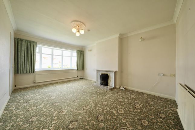 11, Eden Rise, Hull photo 2