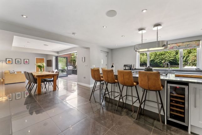 34 Lakeside Road, Lymm photo 2