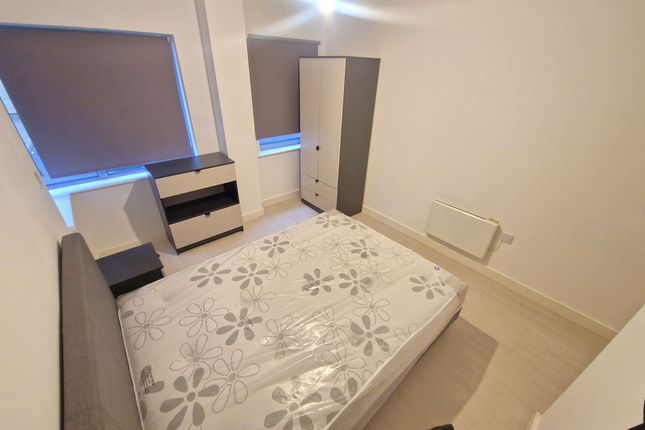 115 Manor Mills, Leeds photo 5