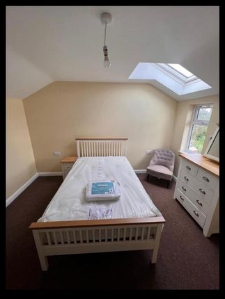 Thumbnail Shared accommodation to rent in Mansfield Road, Alfreton, Alfreton