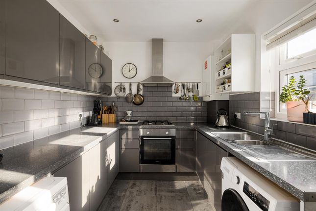 1, Wyndham Road, East Ham photo 3