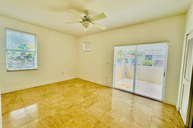 Town house for sale in 3151 New York St # 3151, Miami, Florida, 33133, United States Of America