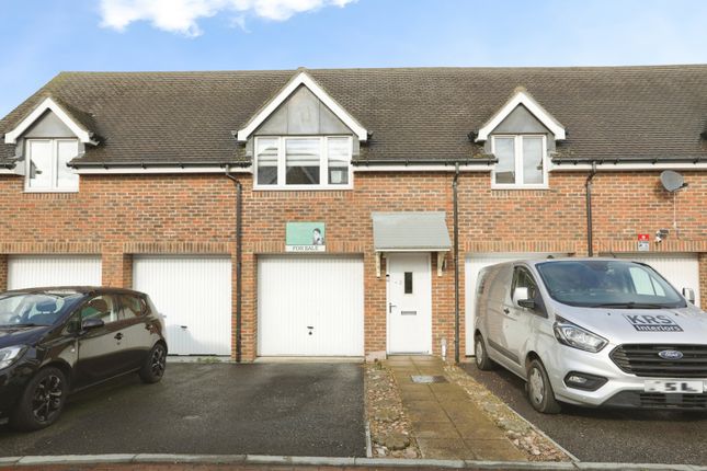 2-bed house on Tulip Close, Sheerness, £200,000