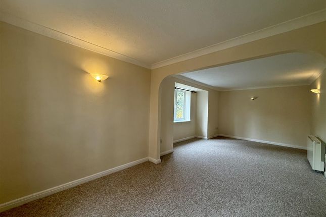 5, Thornfield Green, Blackwater photo 2
