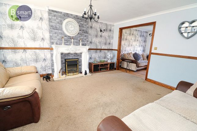 1, Clarkes Croft, Barnsley photo 3