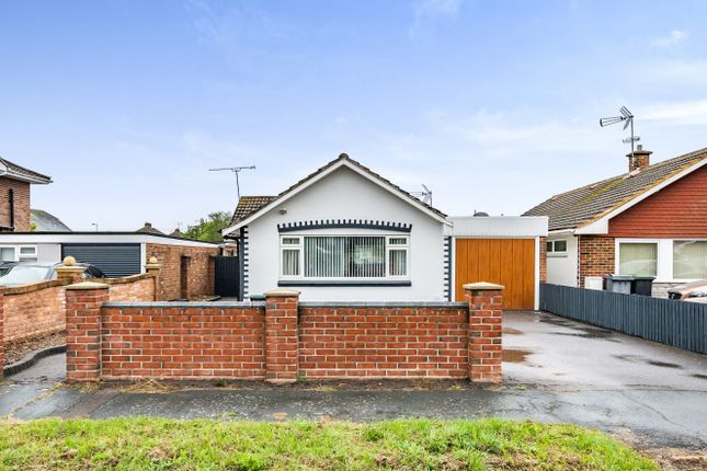 Thumbnail Bungalow for sale in Charlesworth Drive, Waterlooville, Hampshire