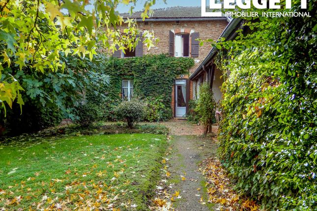 Villa for sale in Terres-De-Haute-Charente, Charente, Nouvelle-Aquitaine