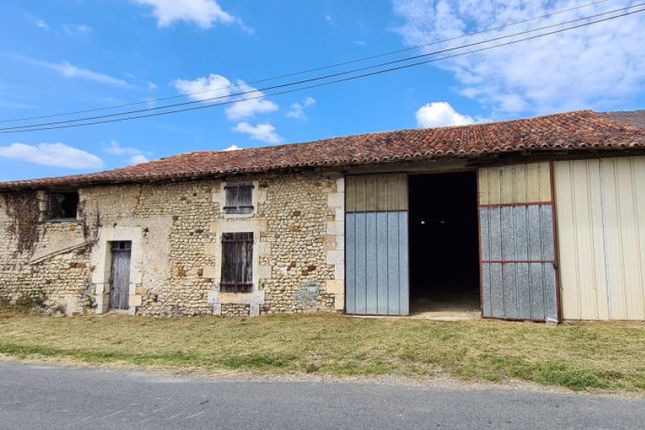 Thumbnail Barn conversion for sale in Juignac, Charente, France - 16190