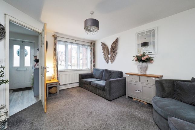 43, Lovesey Avenue, Nottingham photo 3
