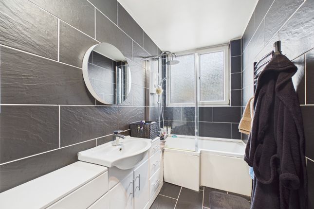 34 Goodwin Parade, Hull, East Riding of Yorkshire photo 5