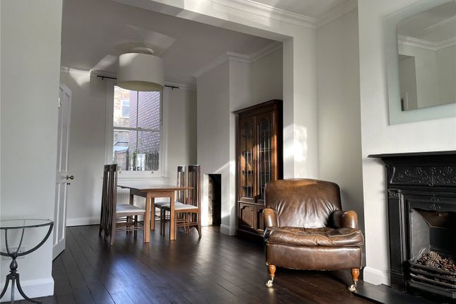 21, Elwin Street, London photo 3