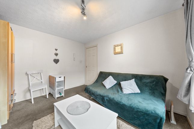 61g Budhill Avenue, Glasgow photo 4