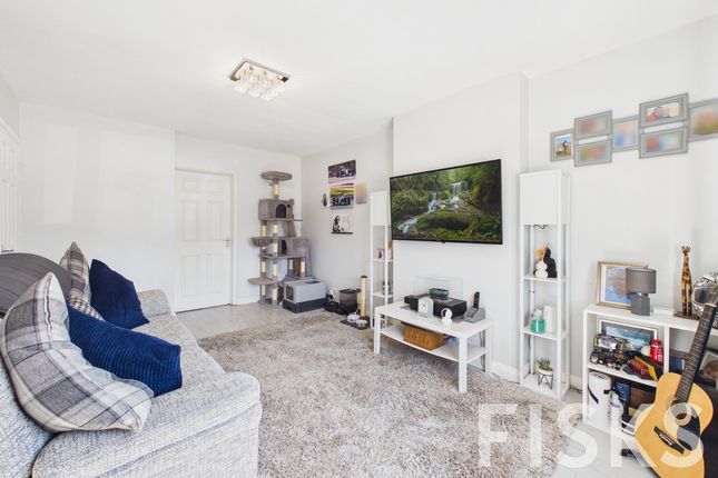 206, Thisselt Road, Canvey Island photo 4