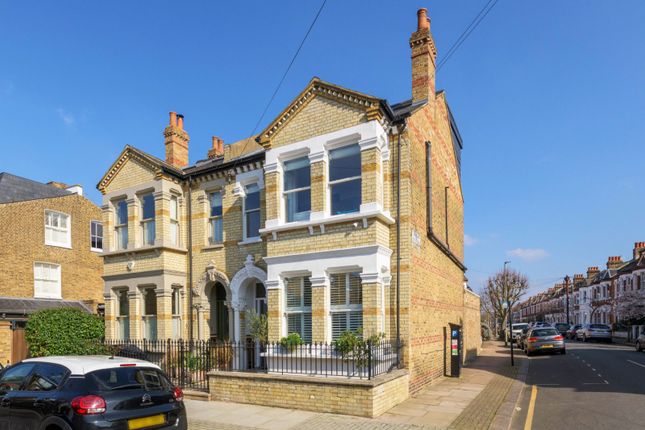 Thumbnail Semi-detached house for sale in Amner Road, London