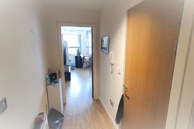 Flat for sale in Lee Circle, Leicester