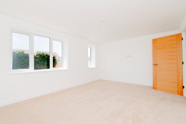 8, Blean Common, Canterbury photo 5