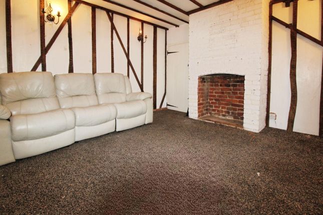 48, Spring Road, Clacton-on-sea photo 2
