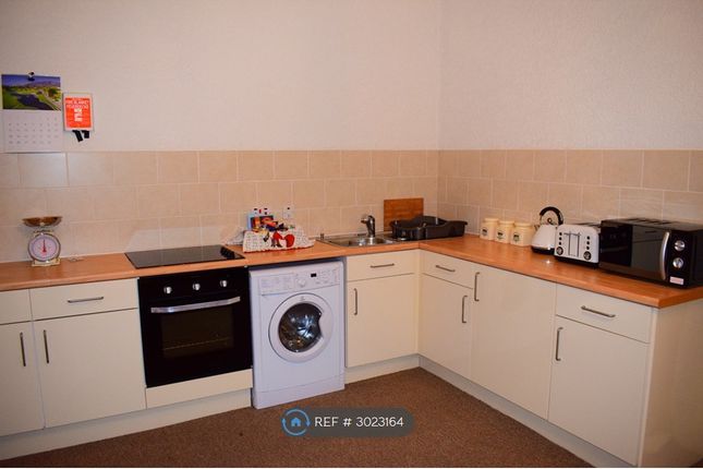 Flat, High Street, Elgin photo 2